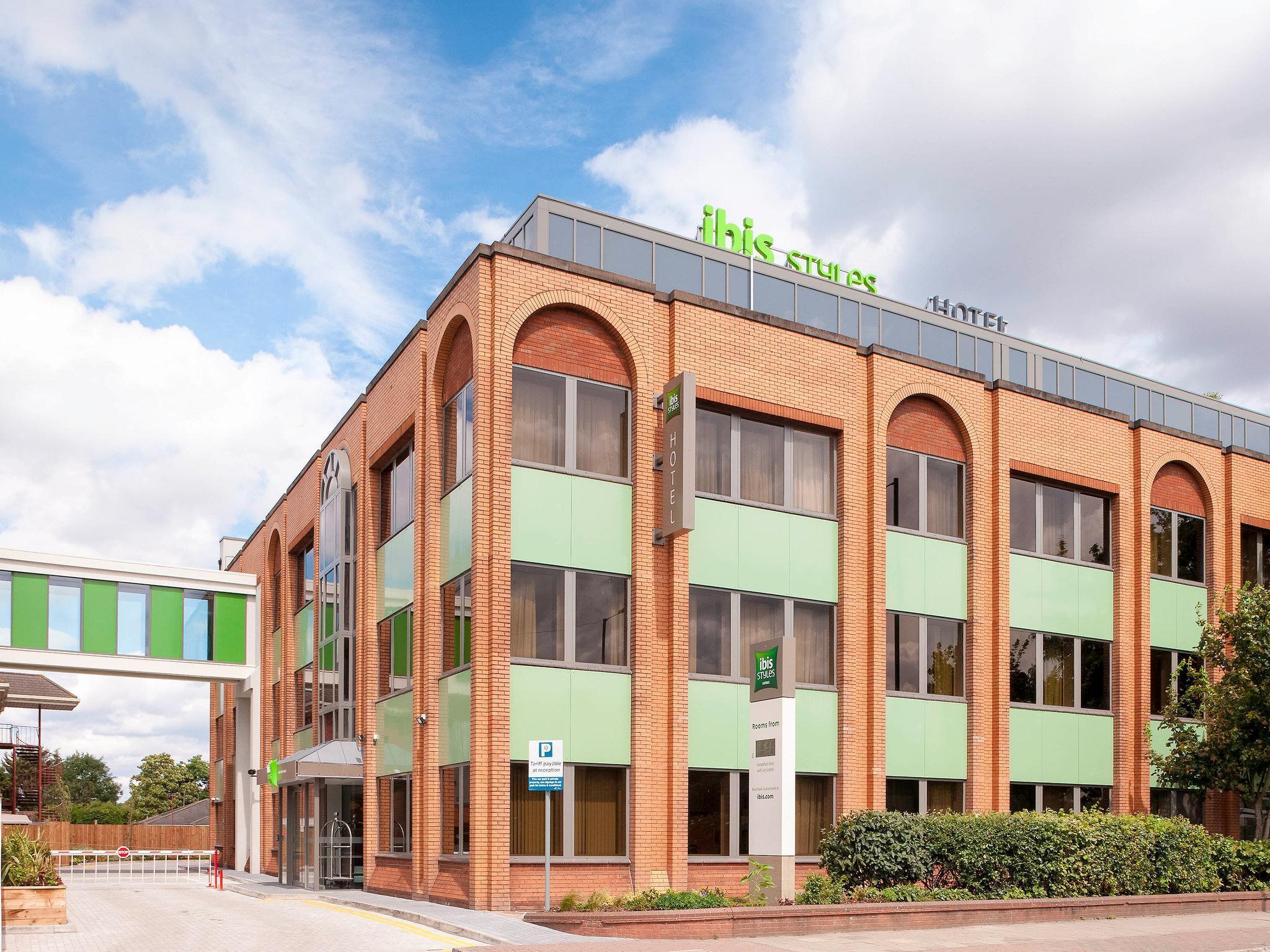 Hotel Ibis Styles London Heathrow Airport Hillingdon Exterior foto